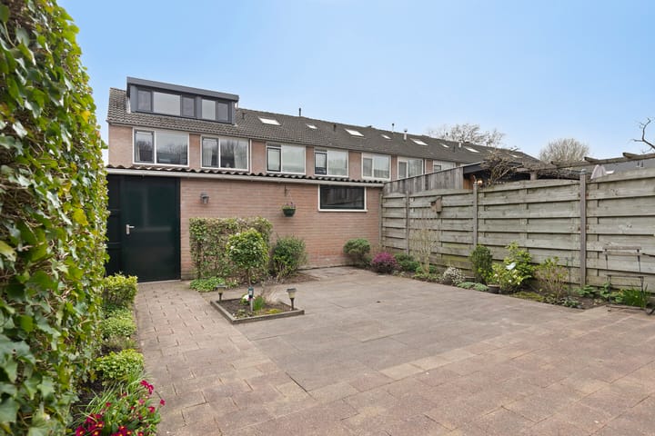 Foto 33 van Tjasker 11