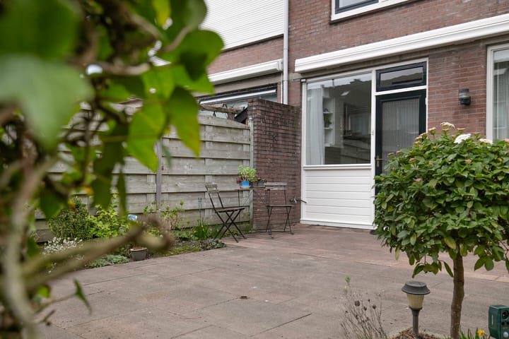 Foto 35 van Tjasker 11