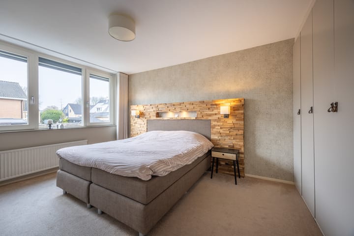 Foto 24 van Teunis Lodderstraat 47