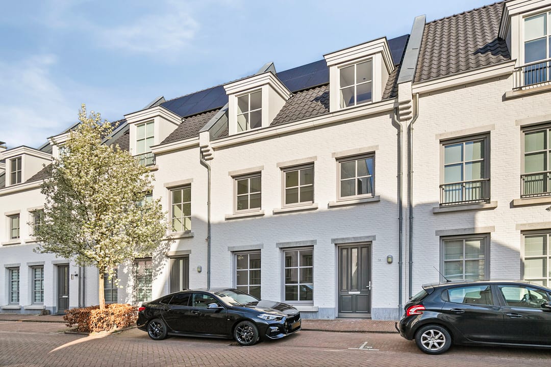 Foto 1 van Princéehof 16