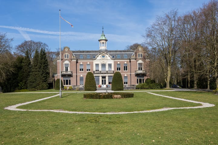 J.F. Kennedylaan 100