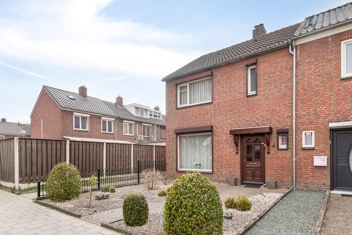 Foto 27 van Anna van Saksenstraat 8