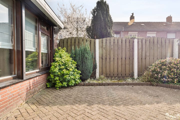 Foto 23 van Anna van Saksenstraat 8