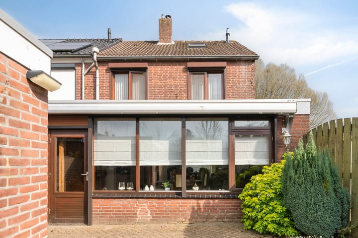 Foto 22 van Anna van Saksenstraat 8