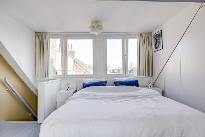 Foto 32 van Oudwijkerdwarsstraat 109