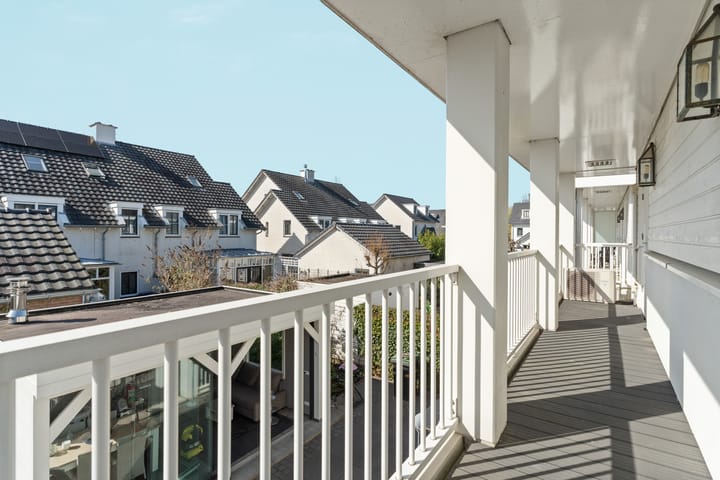 Photo 37 of Jaap ter Haarstraat 71