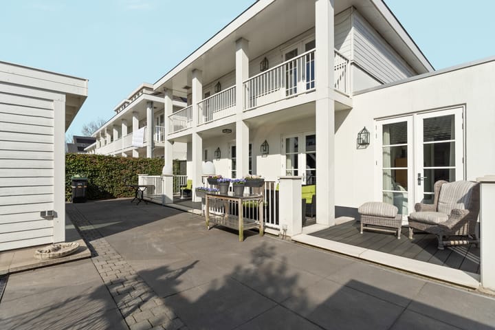 Photo 46 of Jaap ter Haarstraat 71