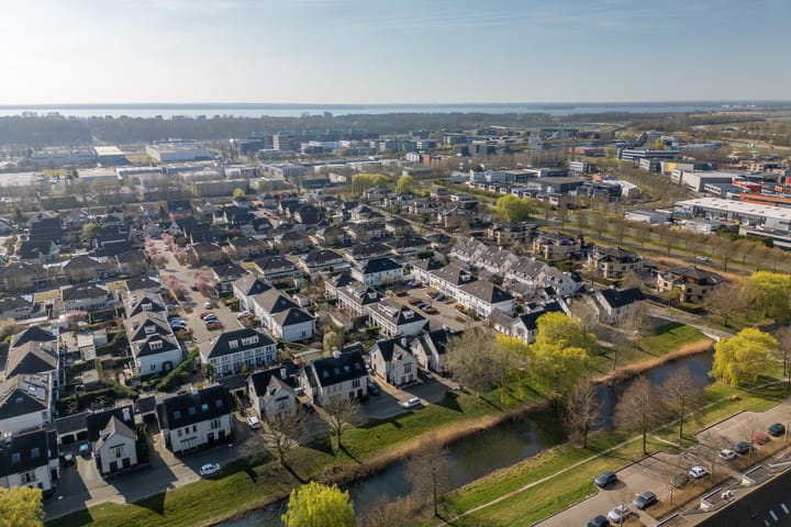 Photo 57 of Jaap ter Haarstraat 71