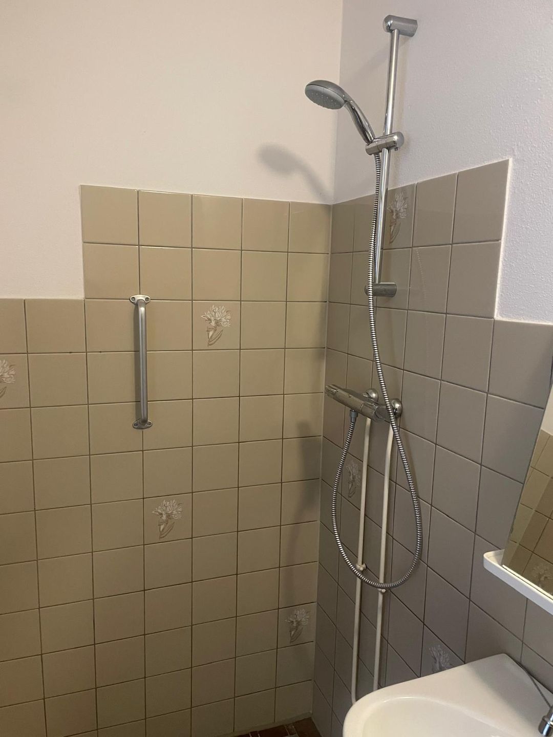 Foto 11 van Dr. van Voorthuijsenstraat 86