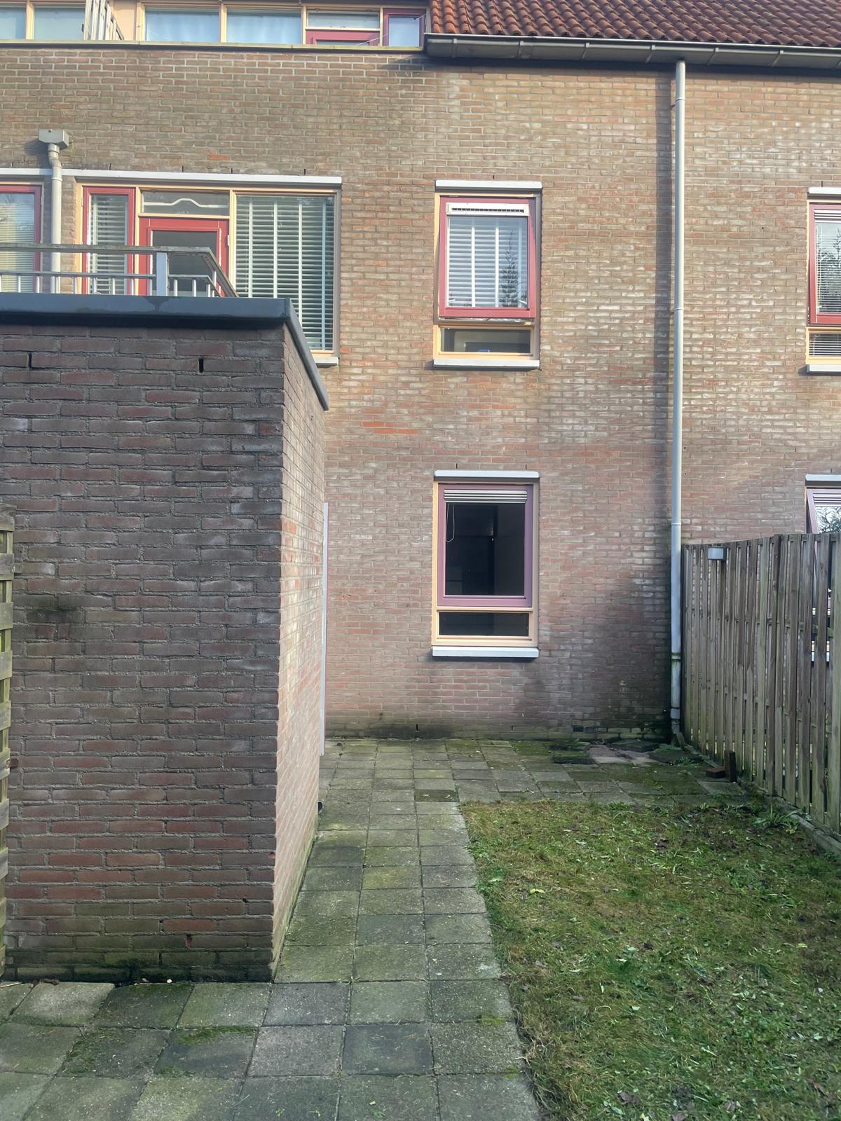 Foto 12 van Dr. van Voorthuijsenstraat 86