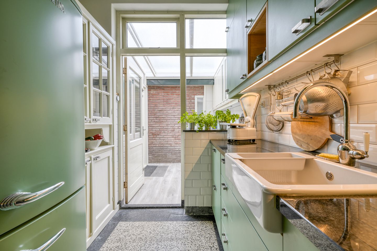 Foto 14 van Woudenbergseweg 5-A