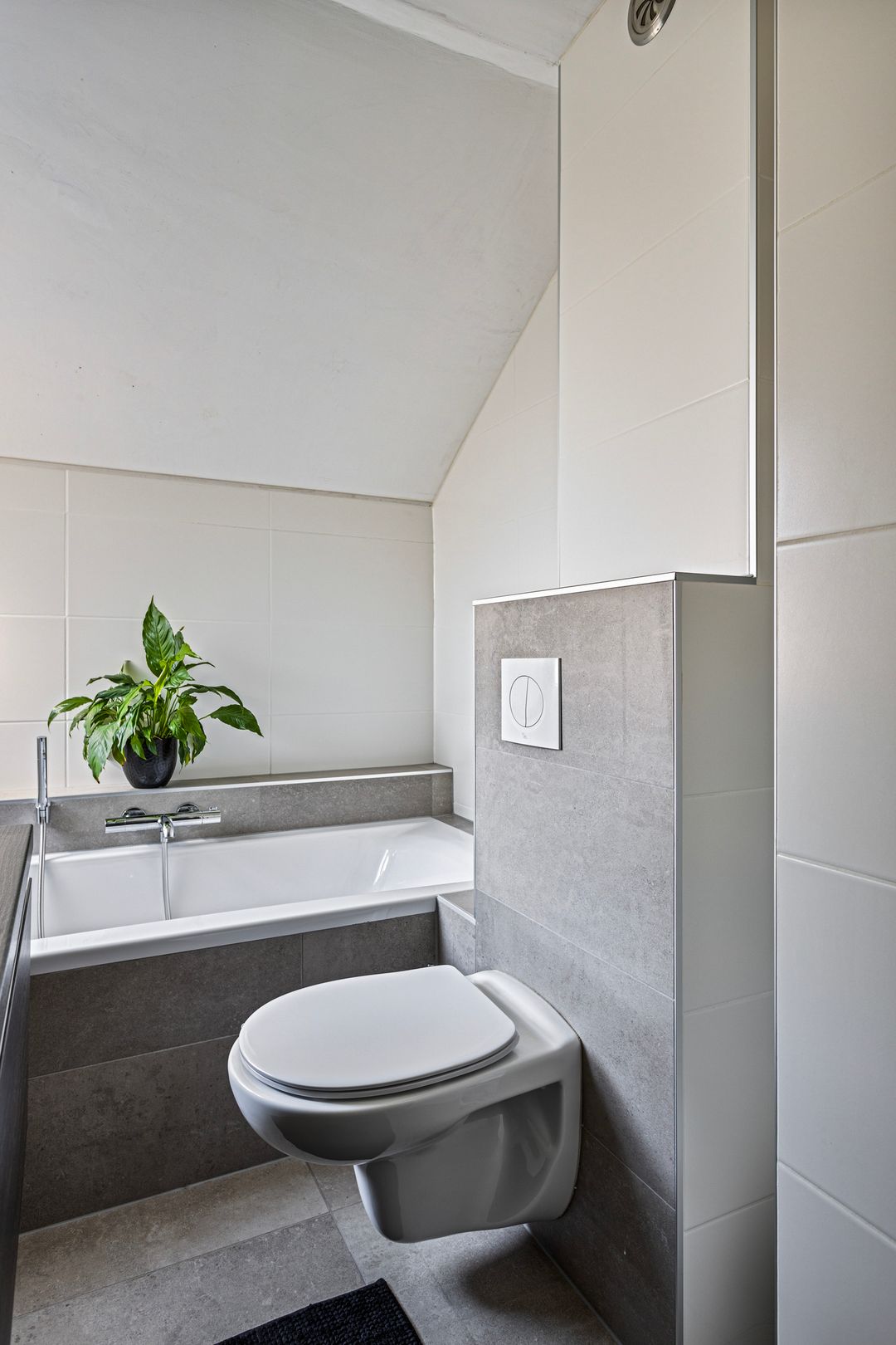 Foto 28 van Hof van Voorne 15