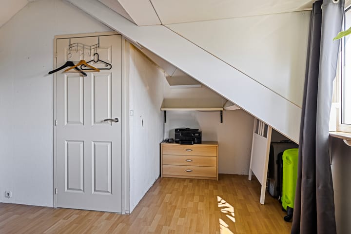 Foto 37 van Hof van Voorne 15