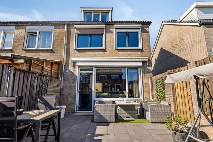 Foto 43 van Hof van Voorne 15