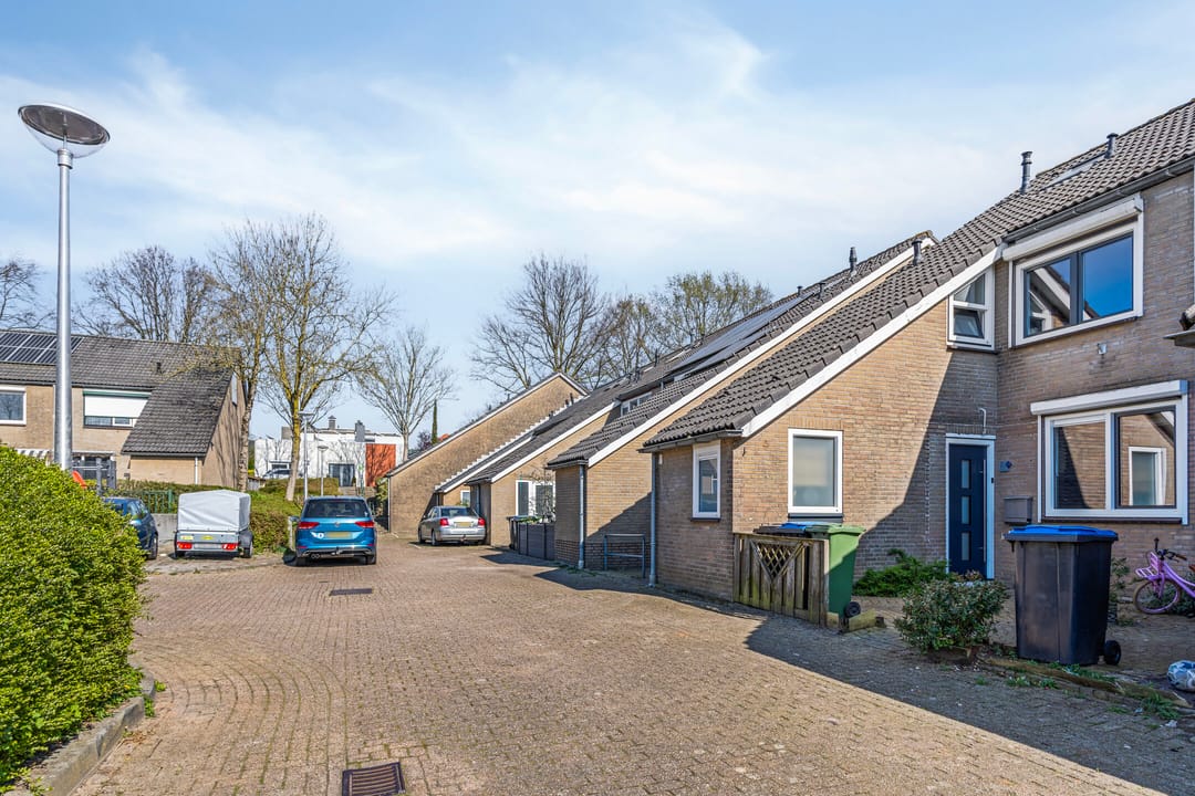 Foto 46 van Hof van Voorne 15