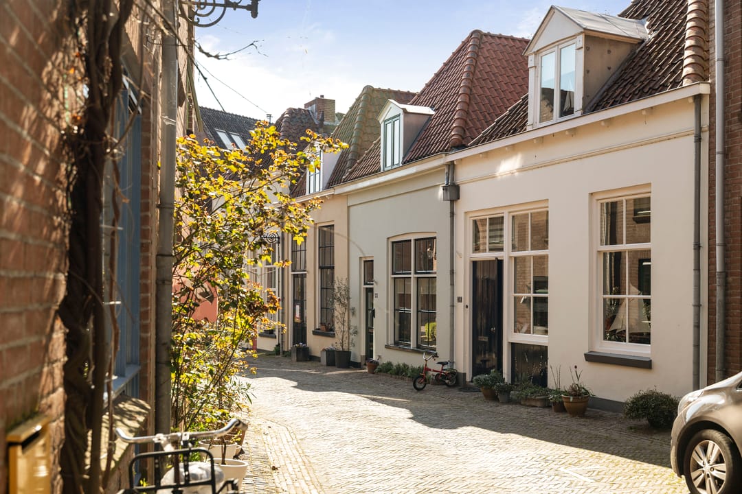 Foto 26 van Molenstraat 49