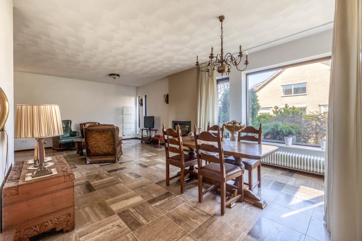 Foto 10 van van den Boomstraat 1