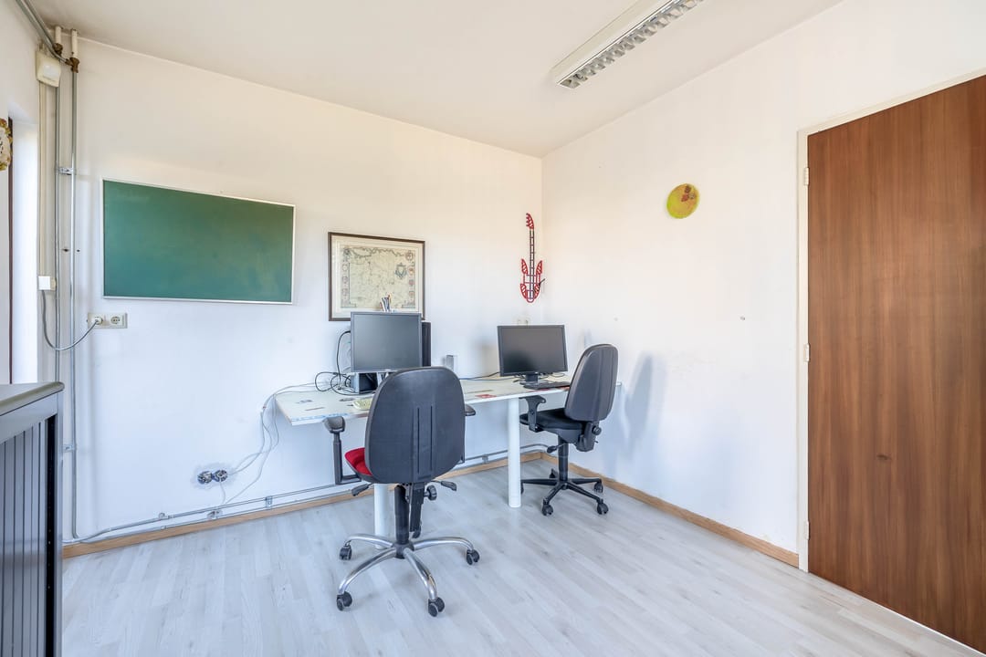 Foto 26 van van den Boomstraat 1