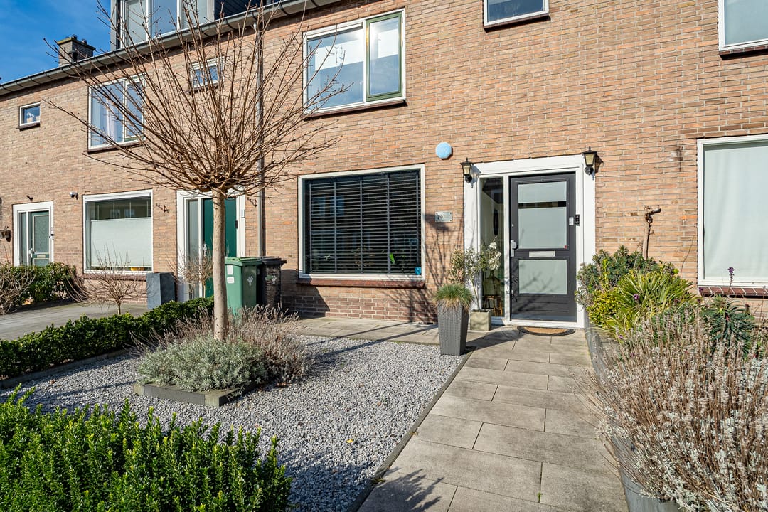 Foto 8 van Van Ostadestraat 19