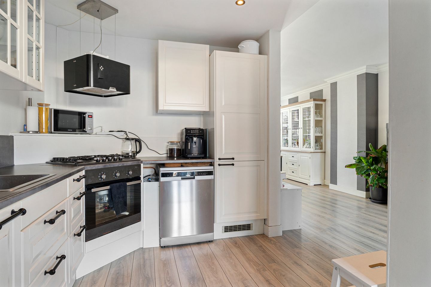 Foto 19 van Van Ostadestraat 19