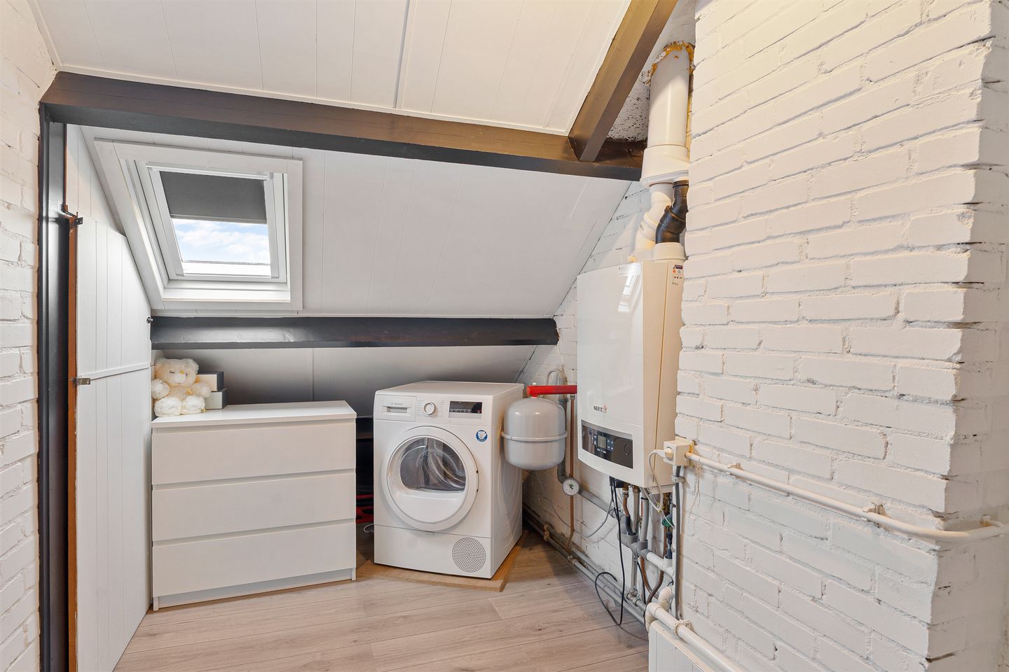 Foto 35 van Van Ostadestraat 19