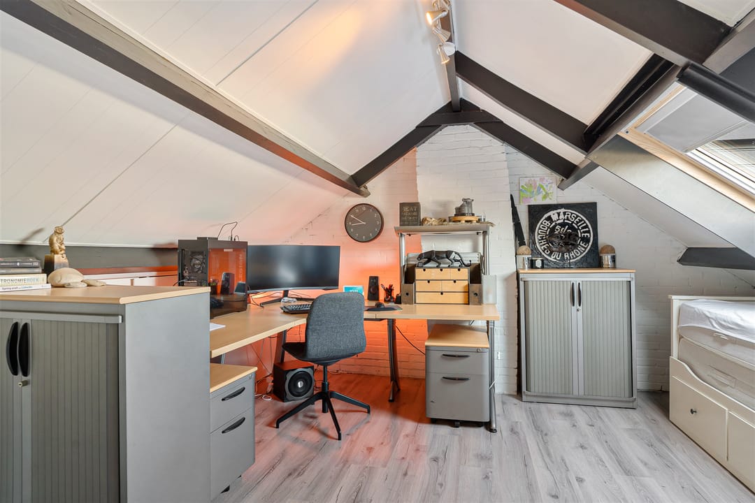 Foto 37 van Van Ostadestraat 19