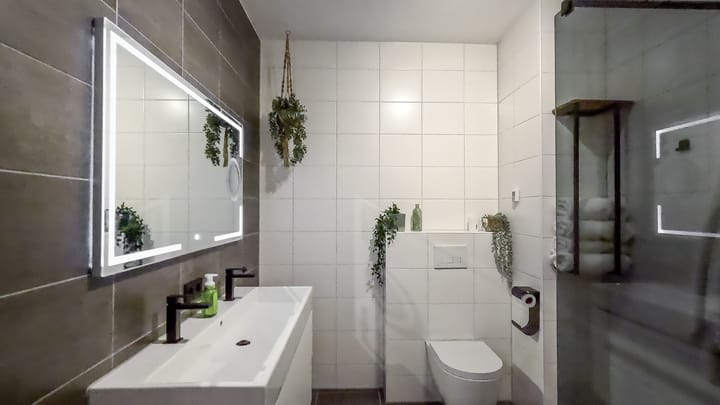 Photo 21 of Godfried Bomansstraat 12