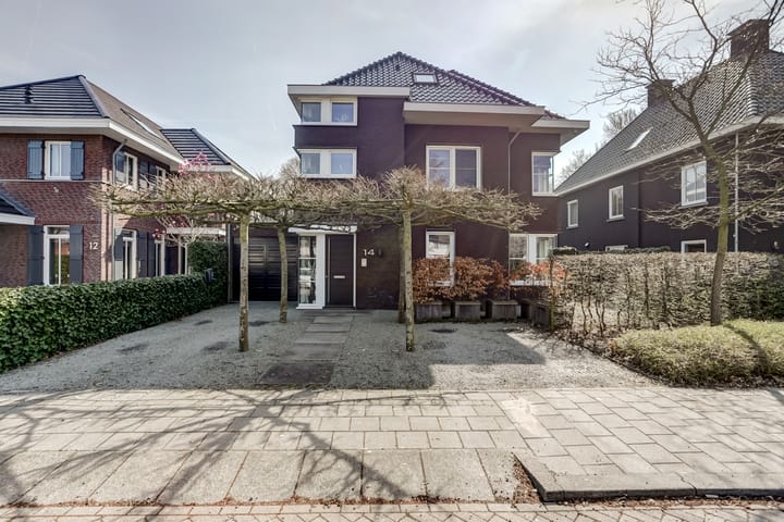 Foto 1 van Lindenhorst 14