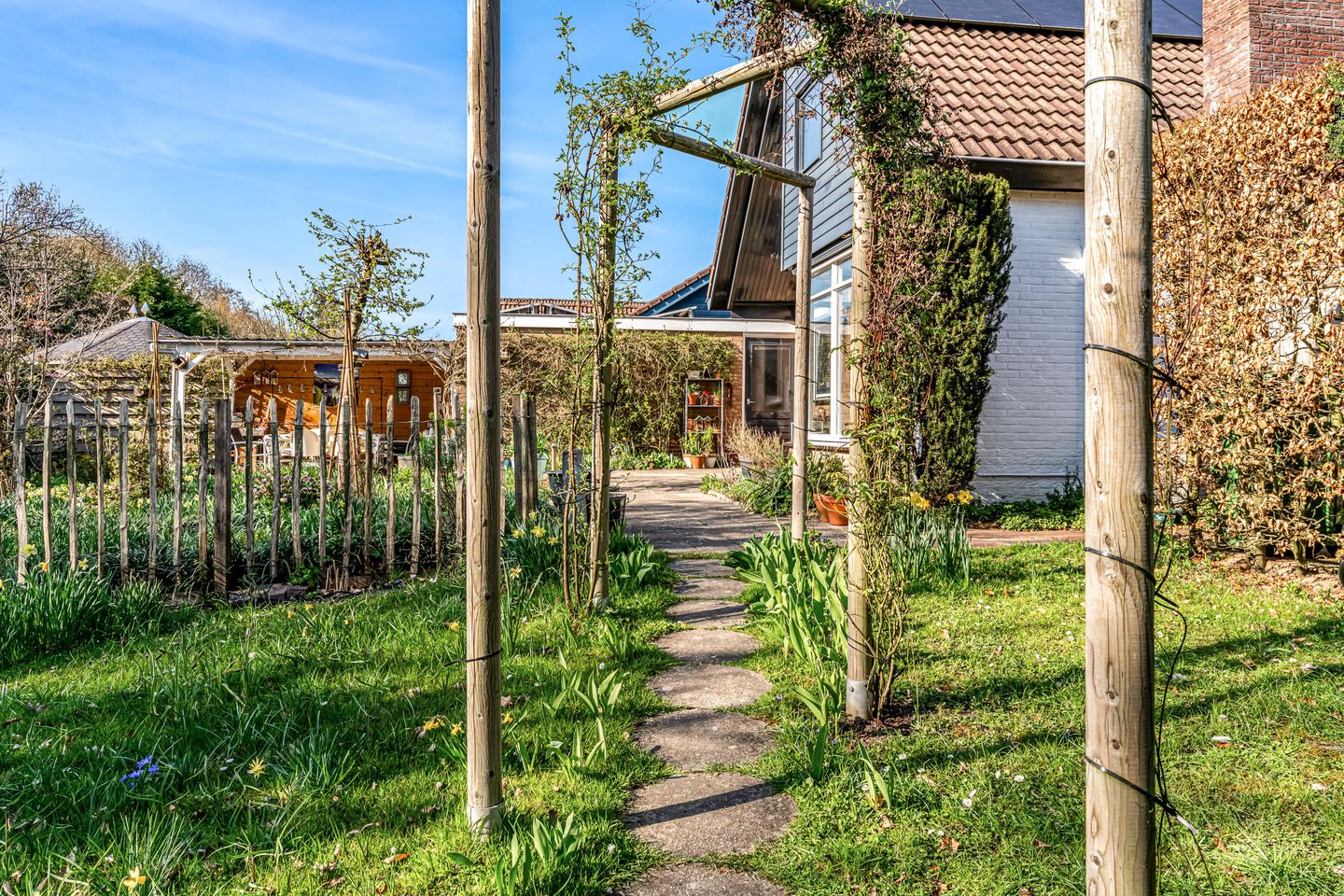 Foto 35 van A. Nieboerplein 10