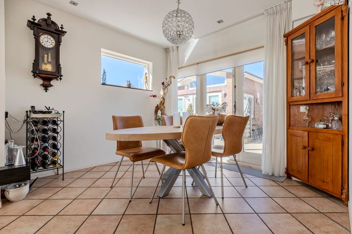 Foto 17 van Julianastraat 49