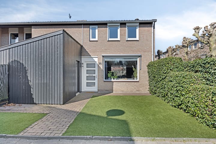 Foto 1 van Udinestraat 35