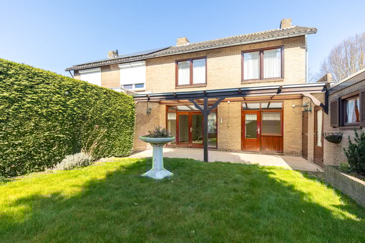 Foto 21 van Limbrichterweg 64