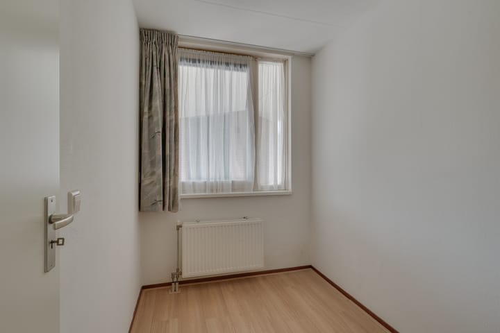 Foto 15 van Emmastraat 42