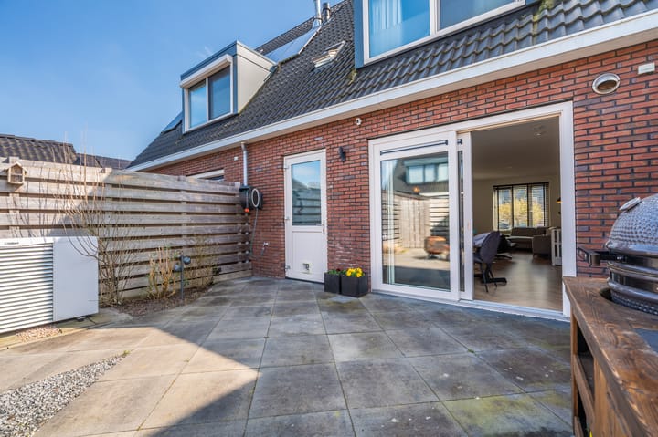 Foto 15 van Delfstraat 55