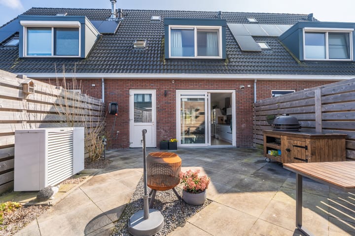 Foto 16 van Delfstraat 55