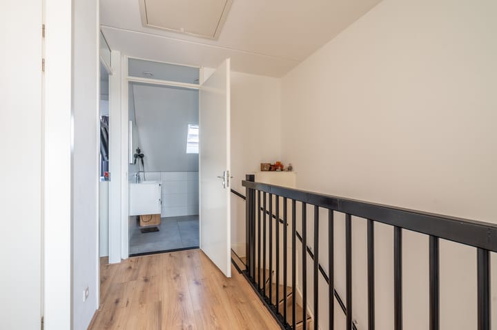 Foto 36 van Delfstraat 55