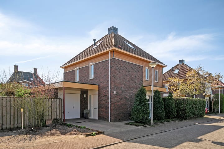 Foto 4 van Koos Veraartstraat 16