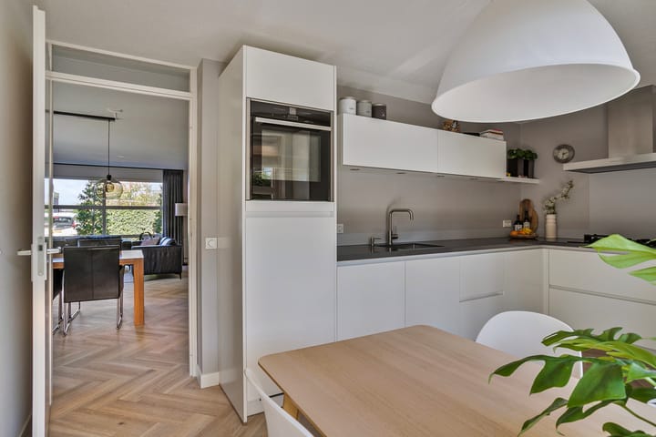 Foto 21 van Koos Veraartstraat 16