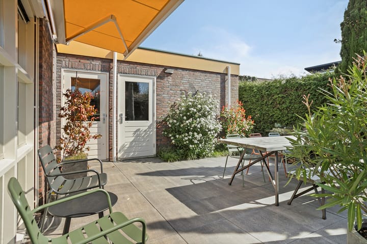 Foto 47 van Koos Veraartstraat 16