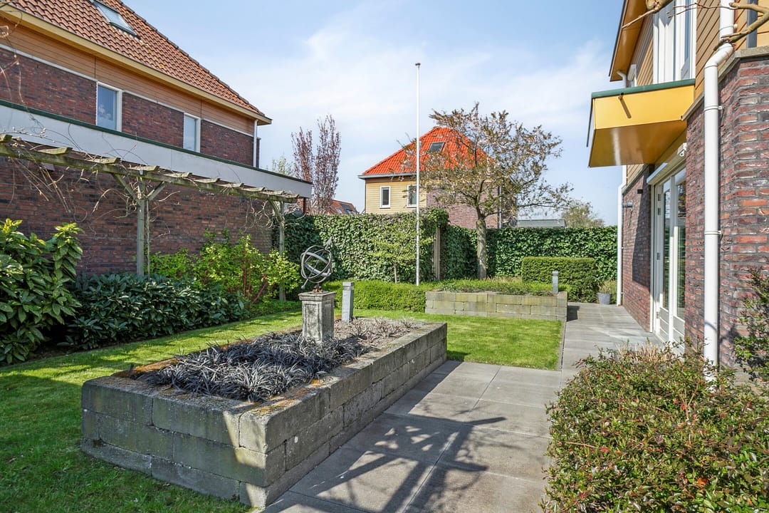 Foto 56 van Koos Veraartstraat 16