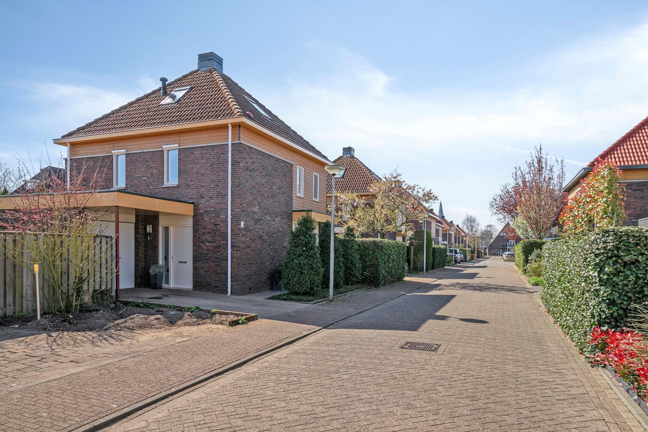 Foto 63 van Koos Veraartstraat 16