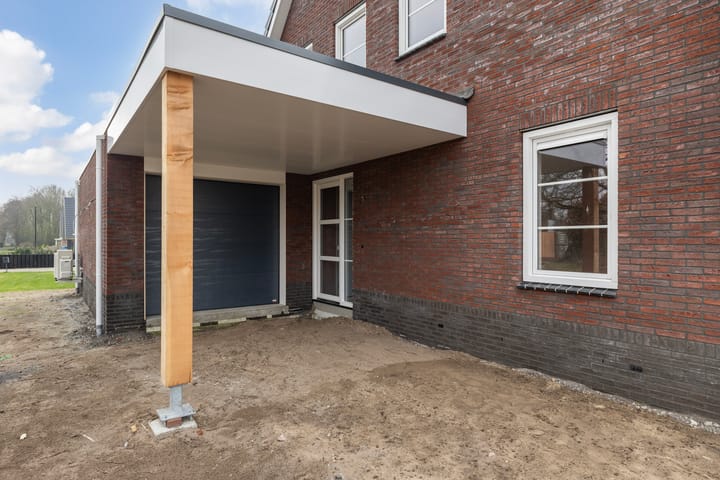 Photo 3 of Dwarstak 33