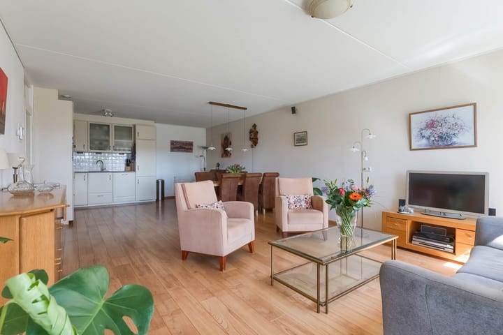 Foto 12 van Tweeboomlaan 132