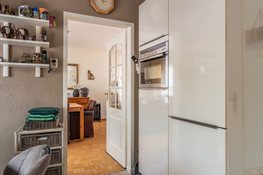 Foto 28 van Lutjeloosterweg 11