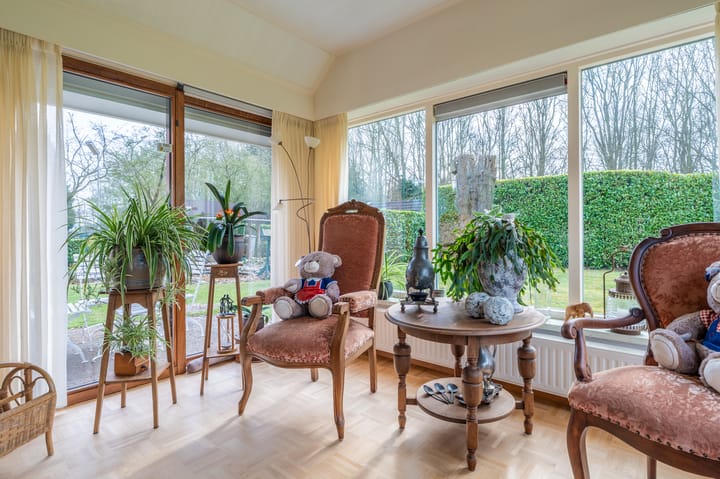 Foto 36 van Lutjeloosterweg 11