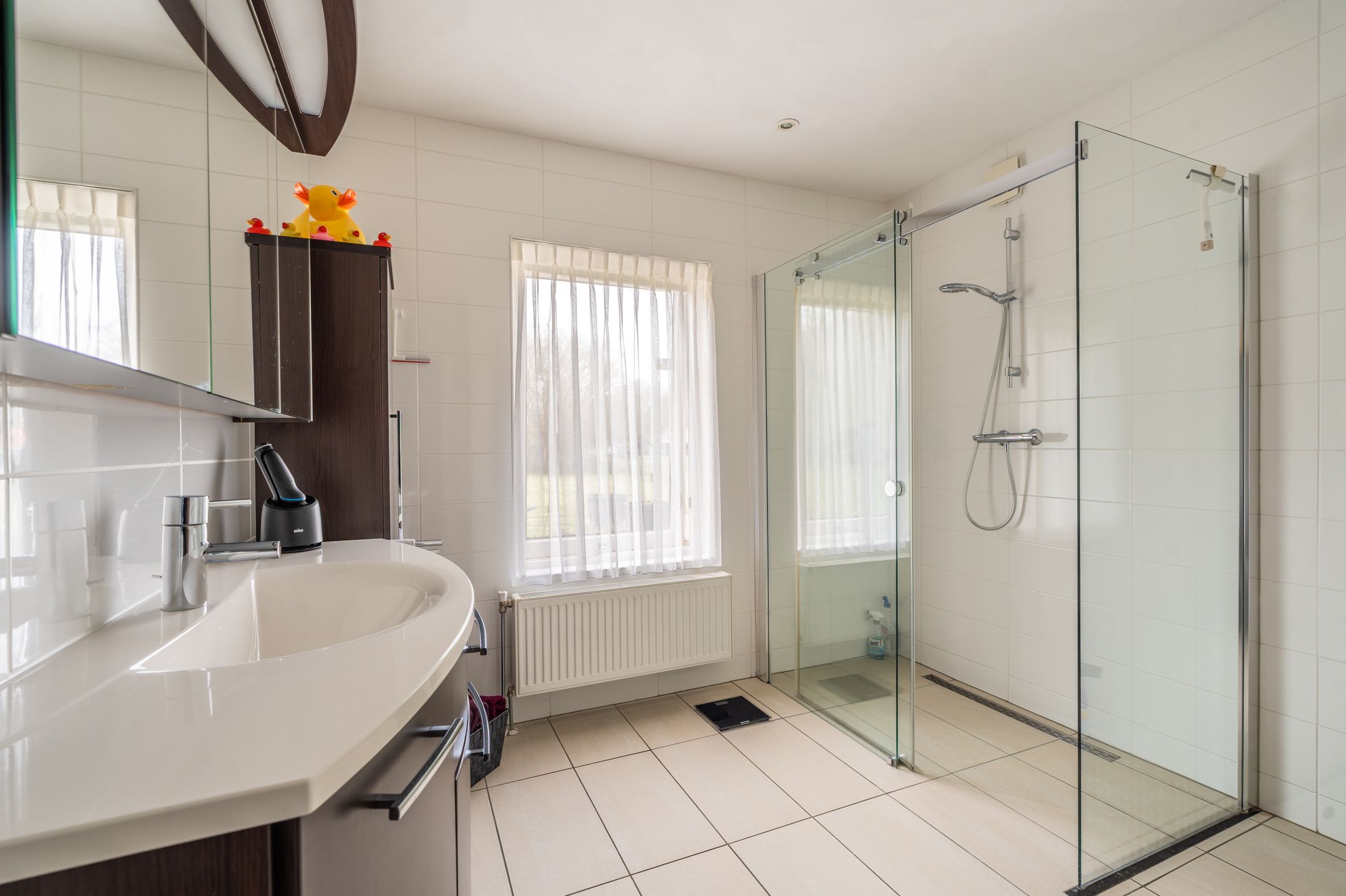 Foto 39 van Lutjeloosterweg 11