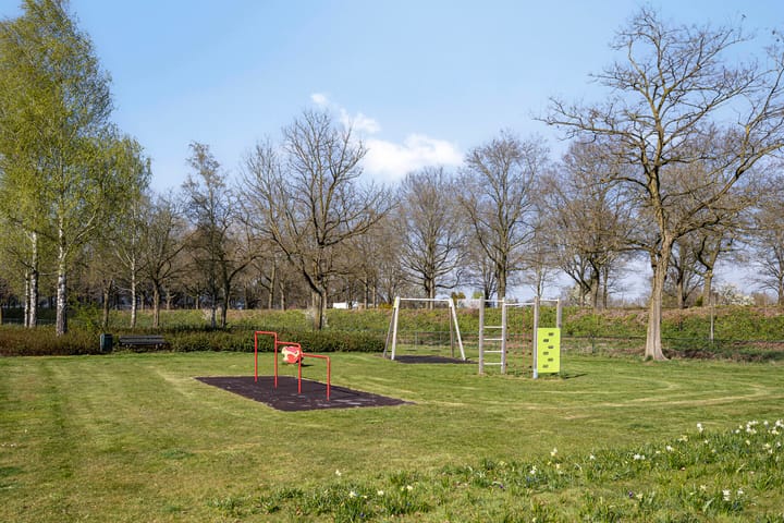 Photo 43 of Beemdheuvel 4