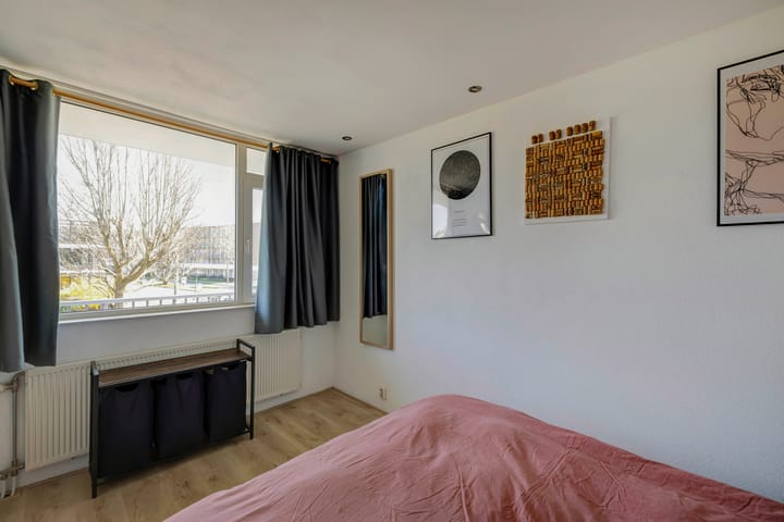 Photo 26 of Reviusstraat 32