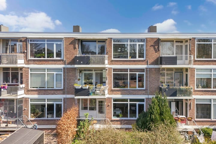 Photo 39 of Reviusstraat 32