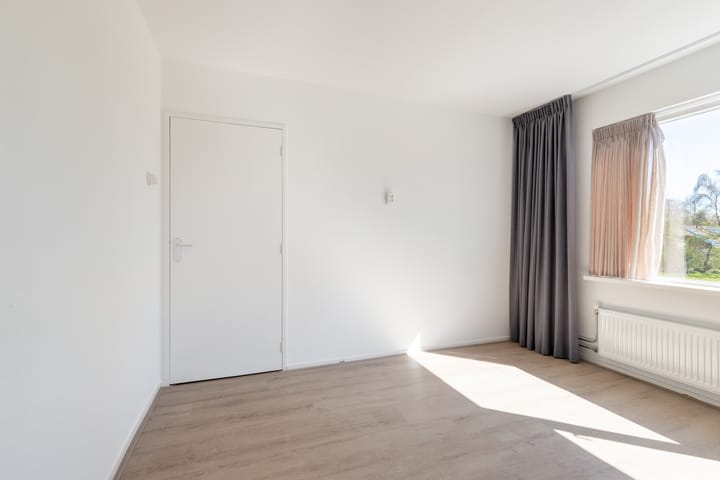 Foto 16 van Jean Monnetstraat 62